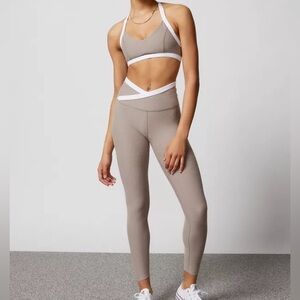 Beyond Yoga Outline Spacedye Birch Heather set